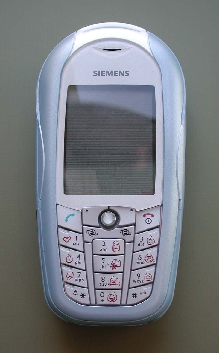 GSM 900/1800/1900 Mobile Phone - FCC ID PWX-CX70E - BenQ Mobile GmbH & Co. OHG