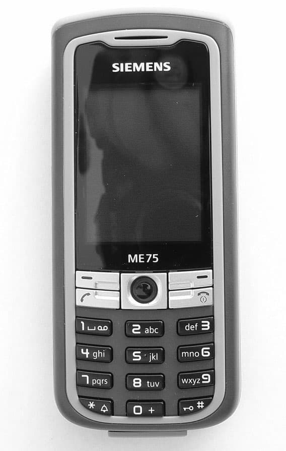 GSM 900/1800/1900 Mobile Phone - FCC ID PWX-ME75 - BenQ Mobile GmbH & Co. OHG