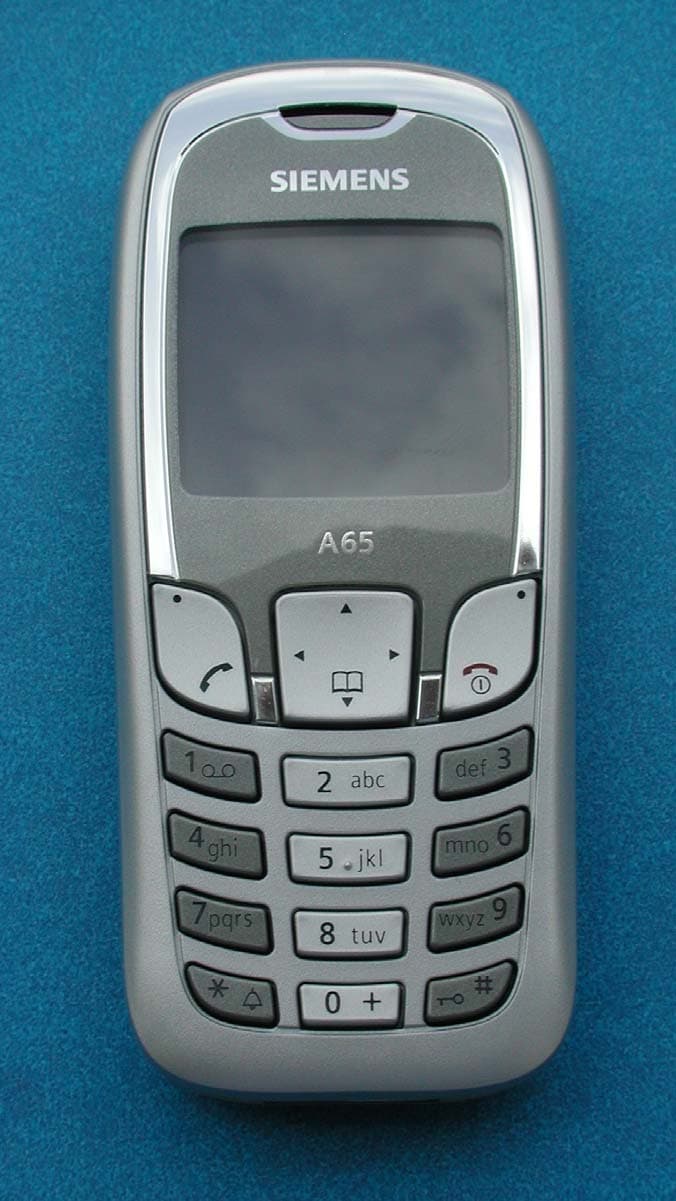 GSM 900/1800/1900 Mobile Phone - FCC ID PWXA65 - BenQ Mobile GmbH & Co. OHG
