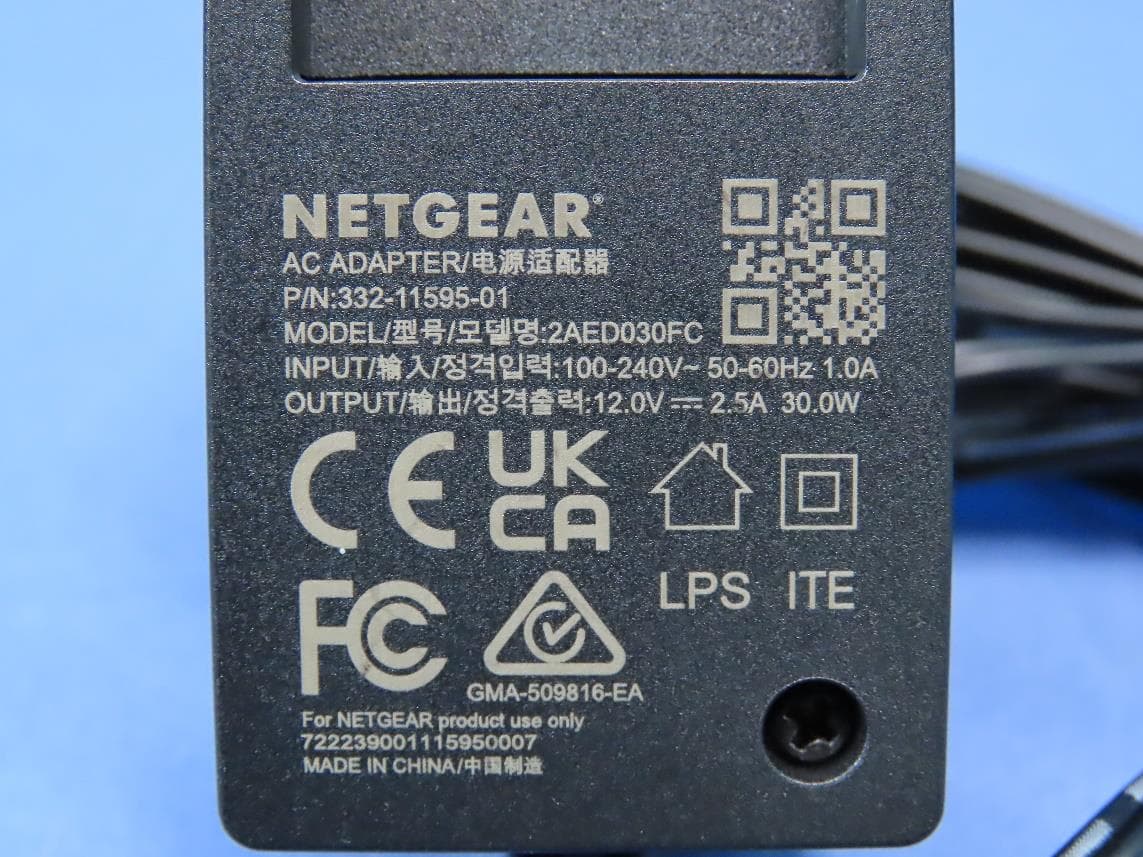 Mesh WiFi 6E Router - FCC ID PY322100563 - Netgear Incorporated