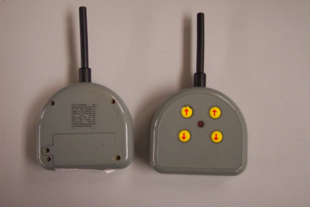 Remote Control Toy Transmitter - FCC ID Q6N069EL - EDU Science Co., Ltd.