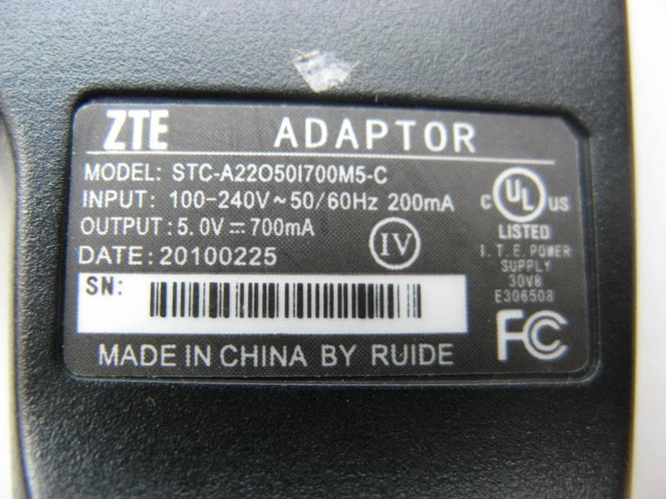 GSM Dual-Band GPRS Digital Mobile Phone - FCC ID Q78-MOVISTARVEGA - ZTE Corporation