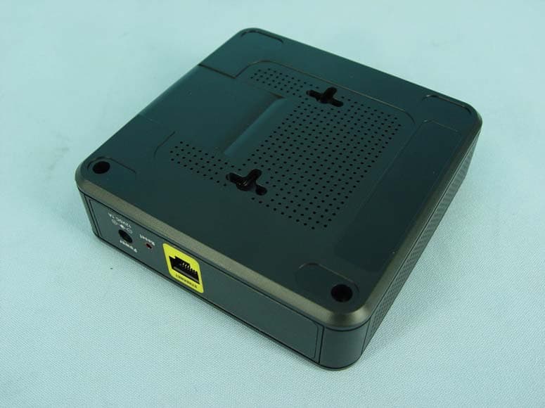 Dual-Band Wireless-N Gaming Adapter - FCC ID Q87-WGA600N - LINKSYS LLC