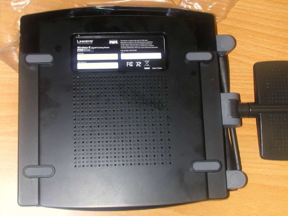 Wireless-N Gigabit Gaming Router - FCC ID Q87-WRT330N - LINKSYS LLC