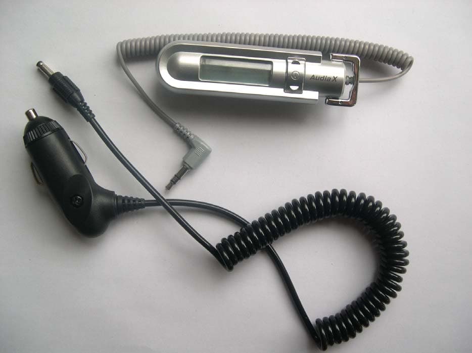 Wireless FM Linker - FCC ID QDNDGT-201 - Digiana Co., Ltd.