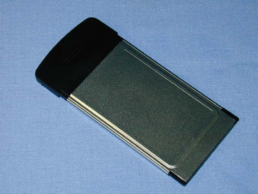 802.11b P3 Wireless LAN PCMCIA Card - FCC ID QDWWN110 - AirVast Technology Inc.