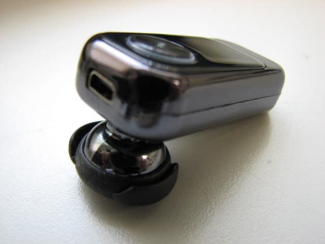 Bluetooth Headset - FCC ID QITBT3I - ConnecteDevice Limited