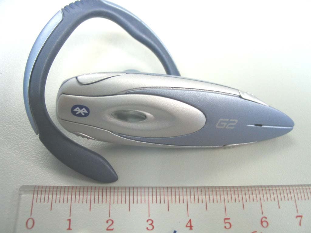Bluetooth Headset - FCC ID QITBTG2 - ConnecteDevice Limited