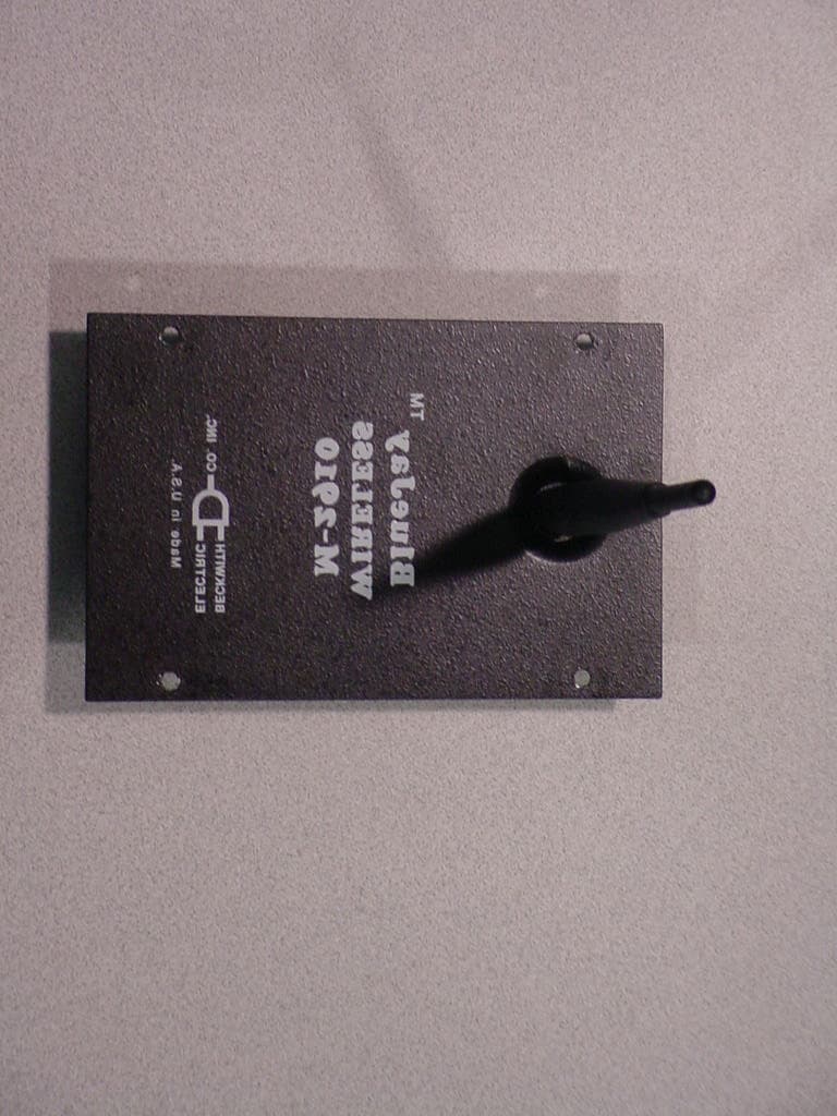 Universal Data Transceiver - FCC ID QMCM2910 - Beckwith Electric Co., Inc.