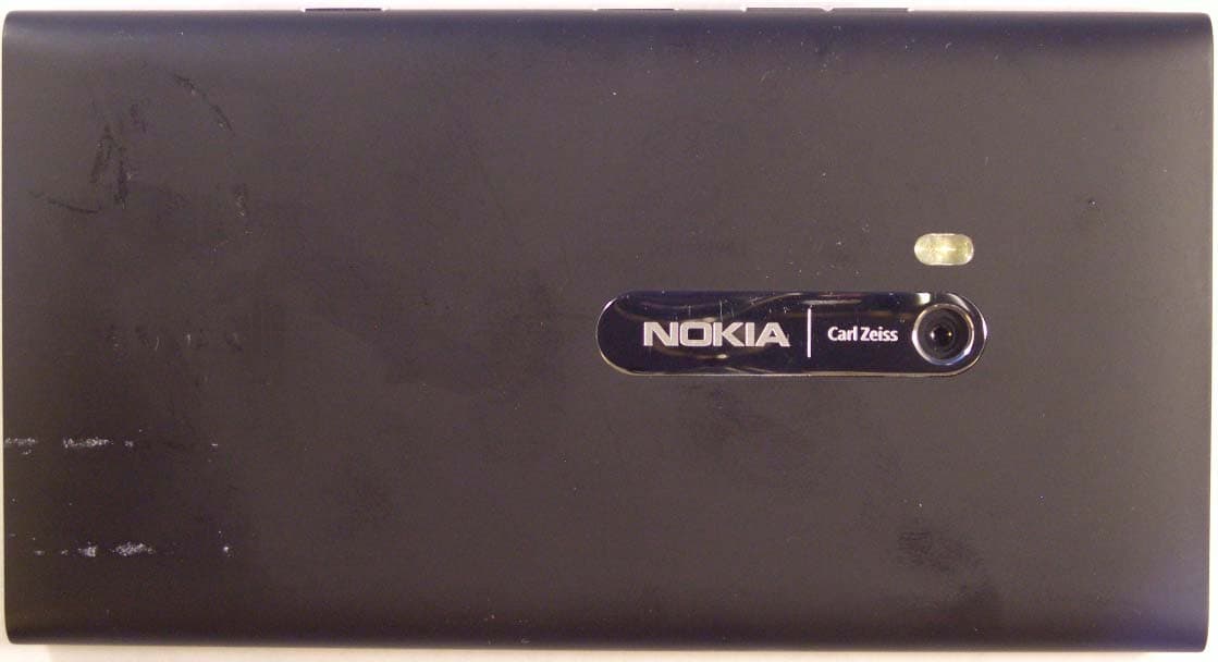 Cellular/ PCS GSM/ EDGE/ WCDMA Phone with WLAN and Bluetooth - FCC ID QMNRM-823 - Microsoft Corporation