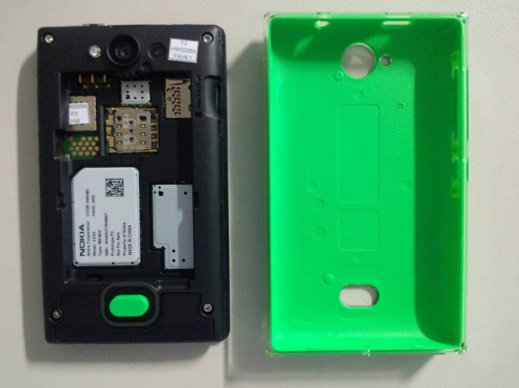 GSM Cellular Phone w/BT and WLAN - FCC ID QTLRM-920 - Microsoft Corporation