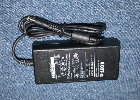LCD Monitor - FCC ID QTMOR1703 - Yuri Electronics Co., Ltd.
