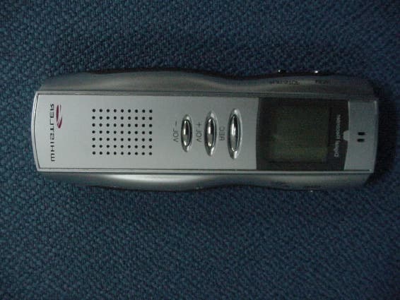 DIGITAL VOICE RECORDER - FCC ID QW6WVR165 - Cenix Digicom Co., Ltd