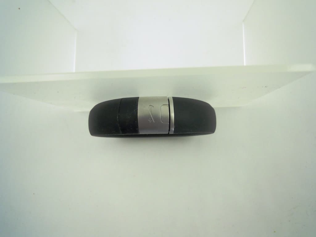 Nike+ FuelBand - FCC ID QYUM411 - Nike, Inc.