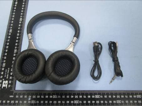 Bluetooth headset - FCC ID R2GL3 - Lezun Limited