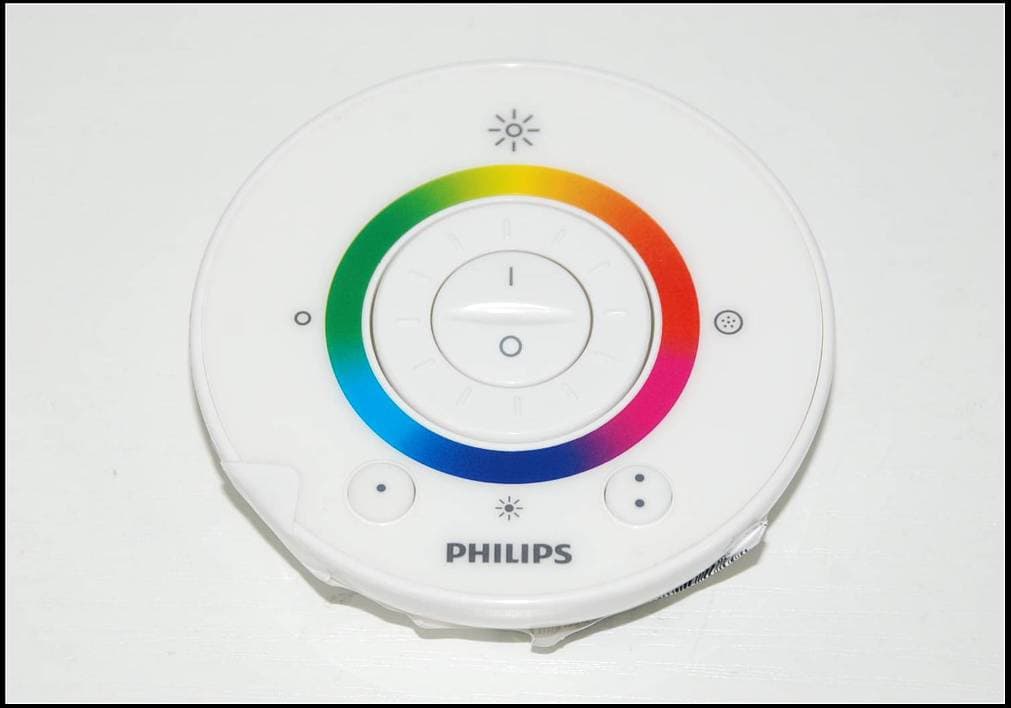 Junior remote control - FCC ID R2W-LCGEN3RC - Philips Consumer luminaires