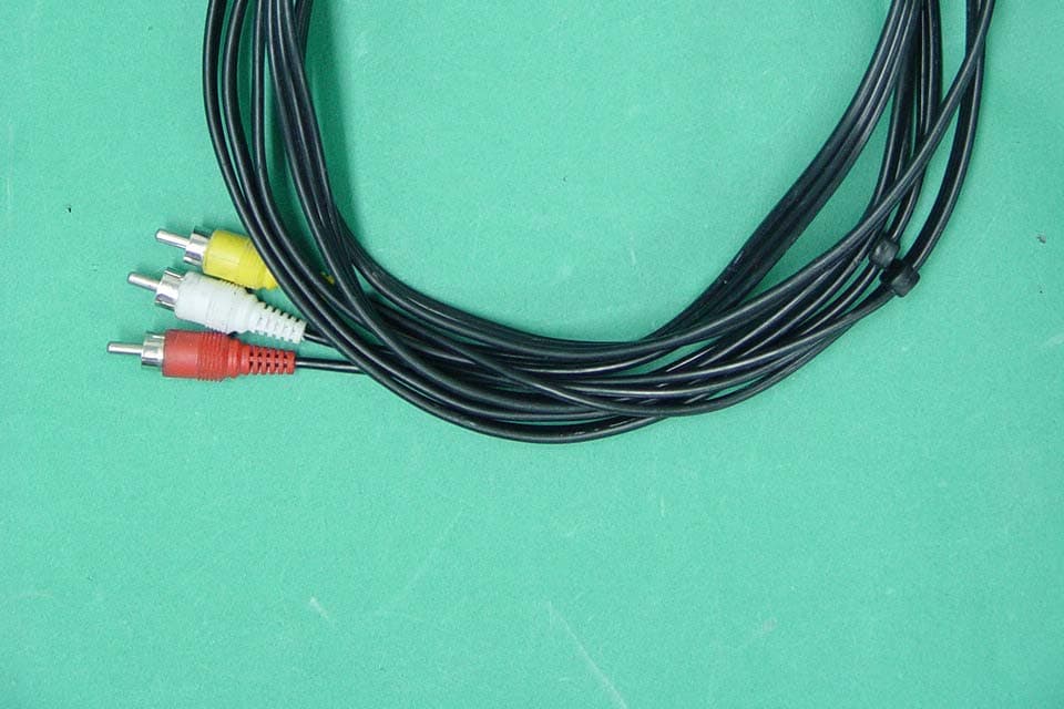 37" LCD TV/MONITOR - FCC ID R7DLC-37IU10 - IND Tek Co., Ltd
