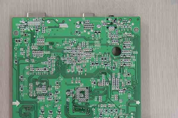 42" LCD TV/MONITOR - FCC ID R7DLCD-42IU11 - IND Tek Co., Ltd