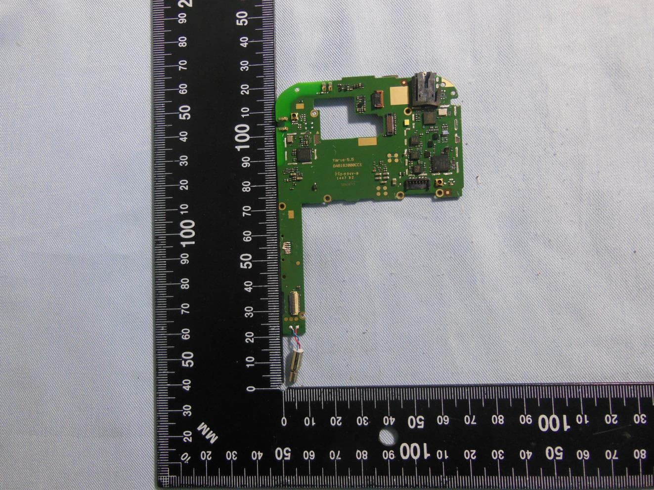 HSUPA, HSDPA, UMTS triband, GSM quadband mobile phone - FCC ID RAD548 - TCT Mobile Limited