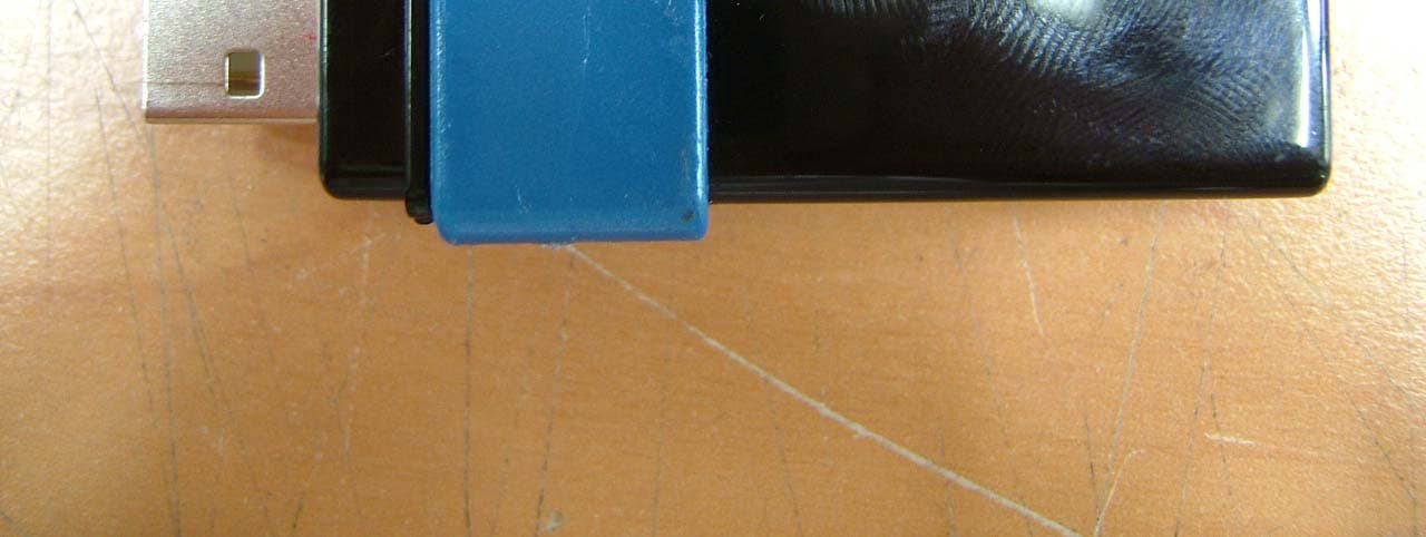 VOIP & BLUETOOTH DONGLE - FCC ID RFLUVB-N82D - UBISTAR CO.,LTD.