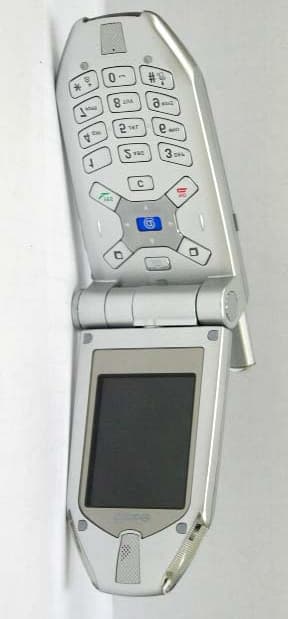 Single-Band PCS GSM Phone - FCC ID RV2E52RCT - Ezze Mobile Tech., Inc.