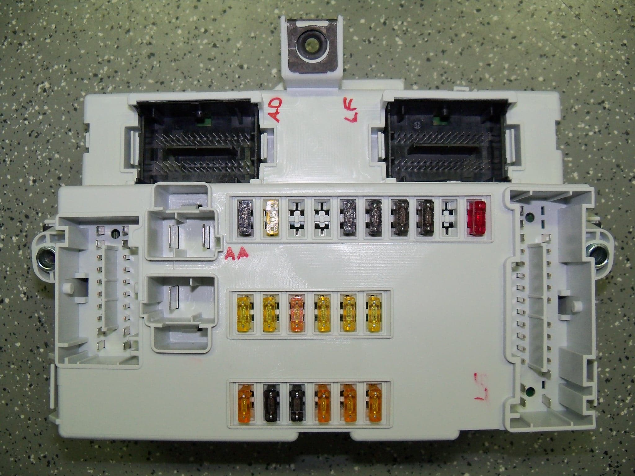 Vehicle Immobilizer - FCC ID RX2BCML7 - Marelli Europe S.p.A.