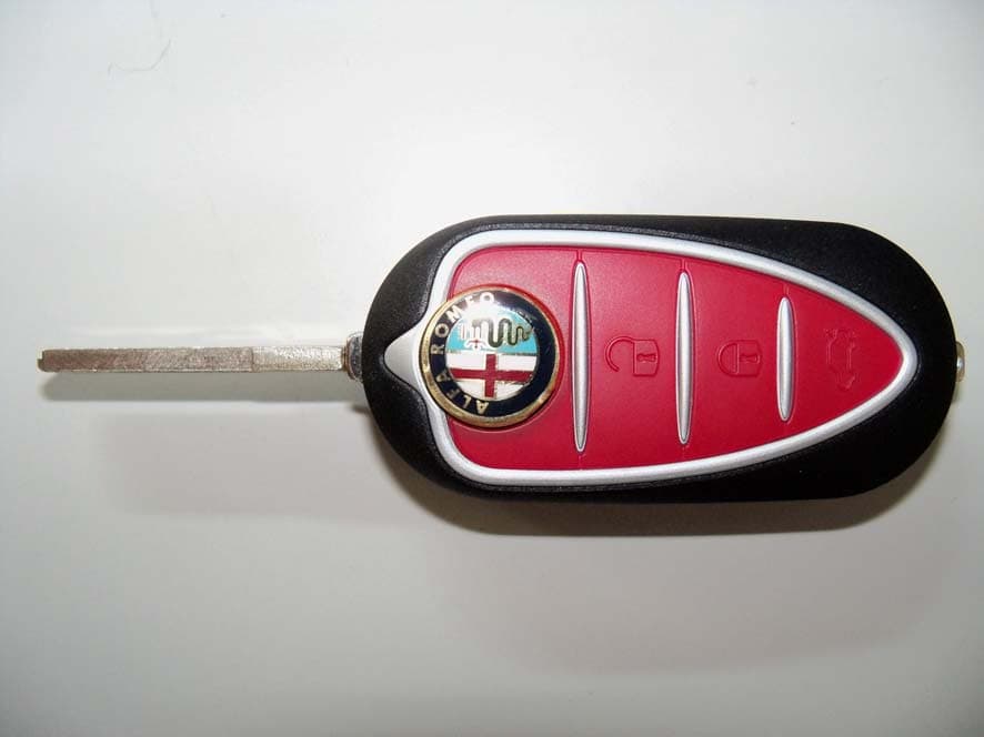 Remote Keyless Entry System Transmitter - FCC ID RX2TRF198 - Marelli Europe S.p.A.