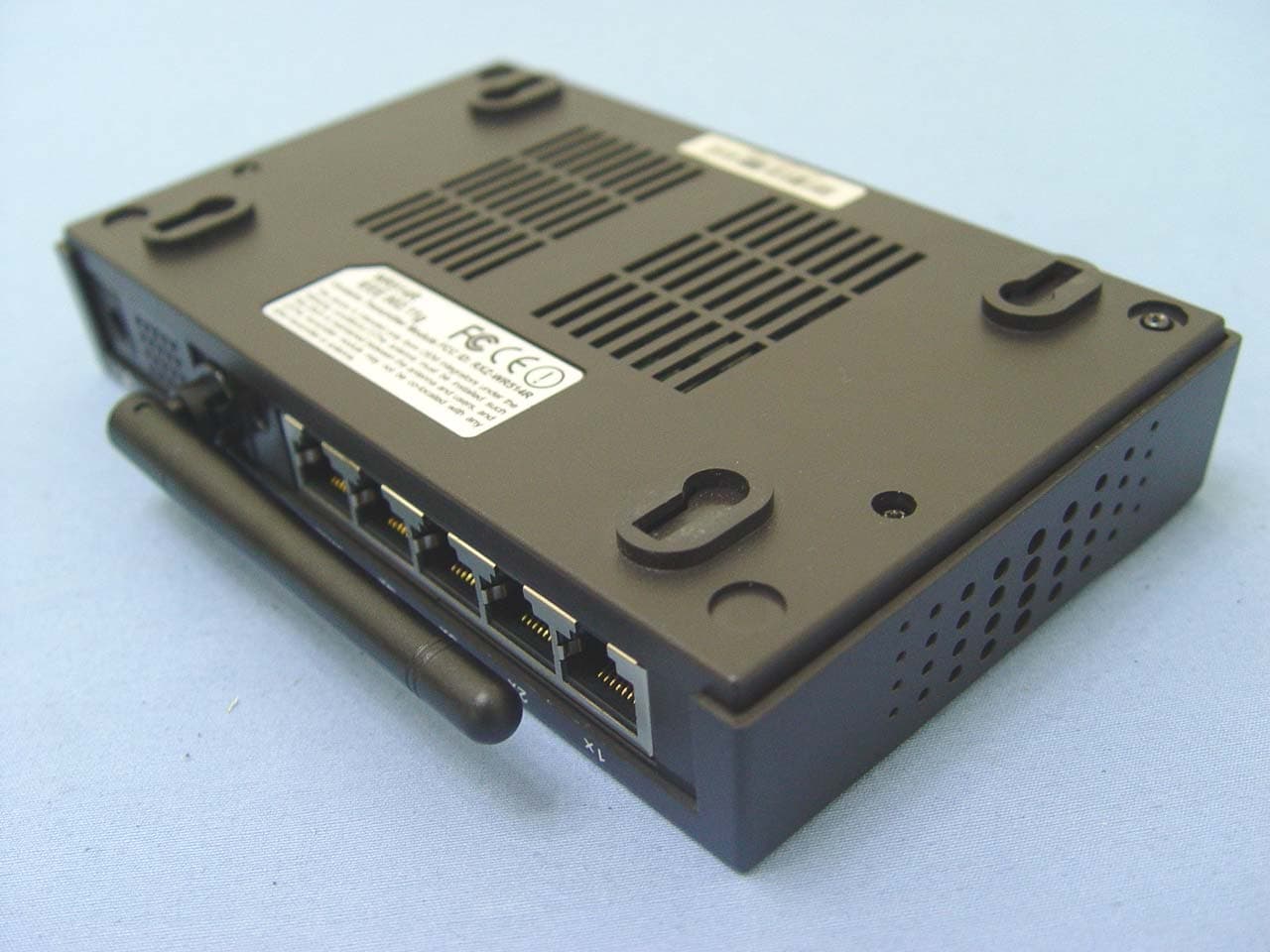 Wireless Broadband Router - FCC ID RXZ-WR514R - Pro-Nets Technology Corporation
