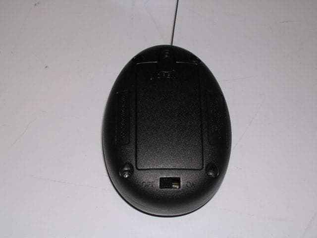 Remote Control Toy Transmitter - FCC ID S362035UMI2005 - Gakken (Hong Kong) Co., Ltd.