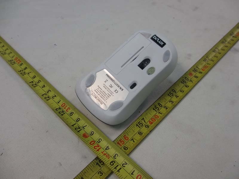 Wireless Mouse - FCC ID SGPM37704 - Shenzhen Delux Industry Co., Ltd.