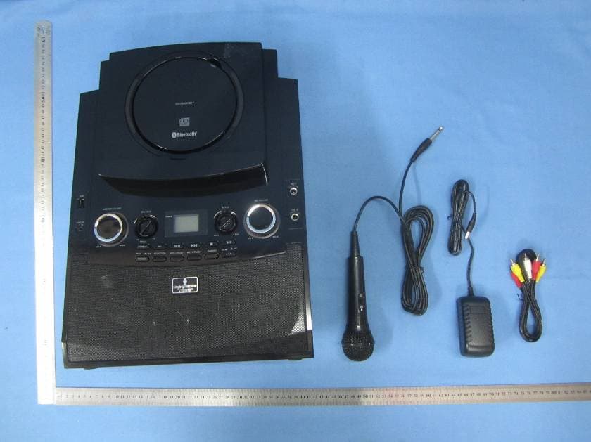 CDG and MP3+G karaoke system with Bluetooth - FCC ID SSMMEF990B1 - Modern Electronics Factory Ltd.