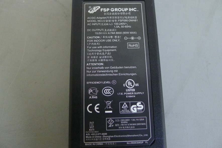 Panel PC - FCC ID SXE-J150A01 - Barco N.V.