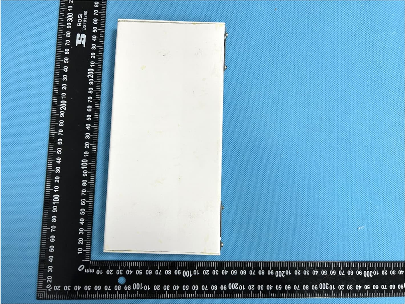 FLAT PANEL UNDER CABINET LIGHT - FCC ID SYW-UC12FP5CCTCA - Feit Electric Company