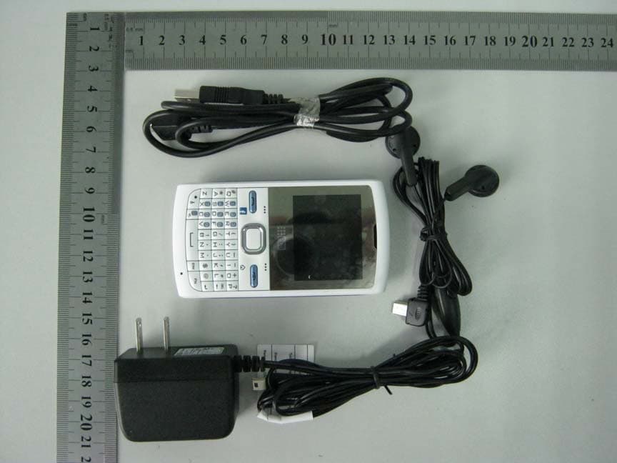 GSM MOBILE PHONE - FCC ID T38PCD1535 - Cellon Communications Technology (Shenzhen) Co.,Ltd.