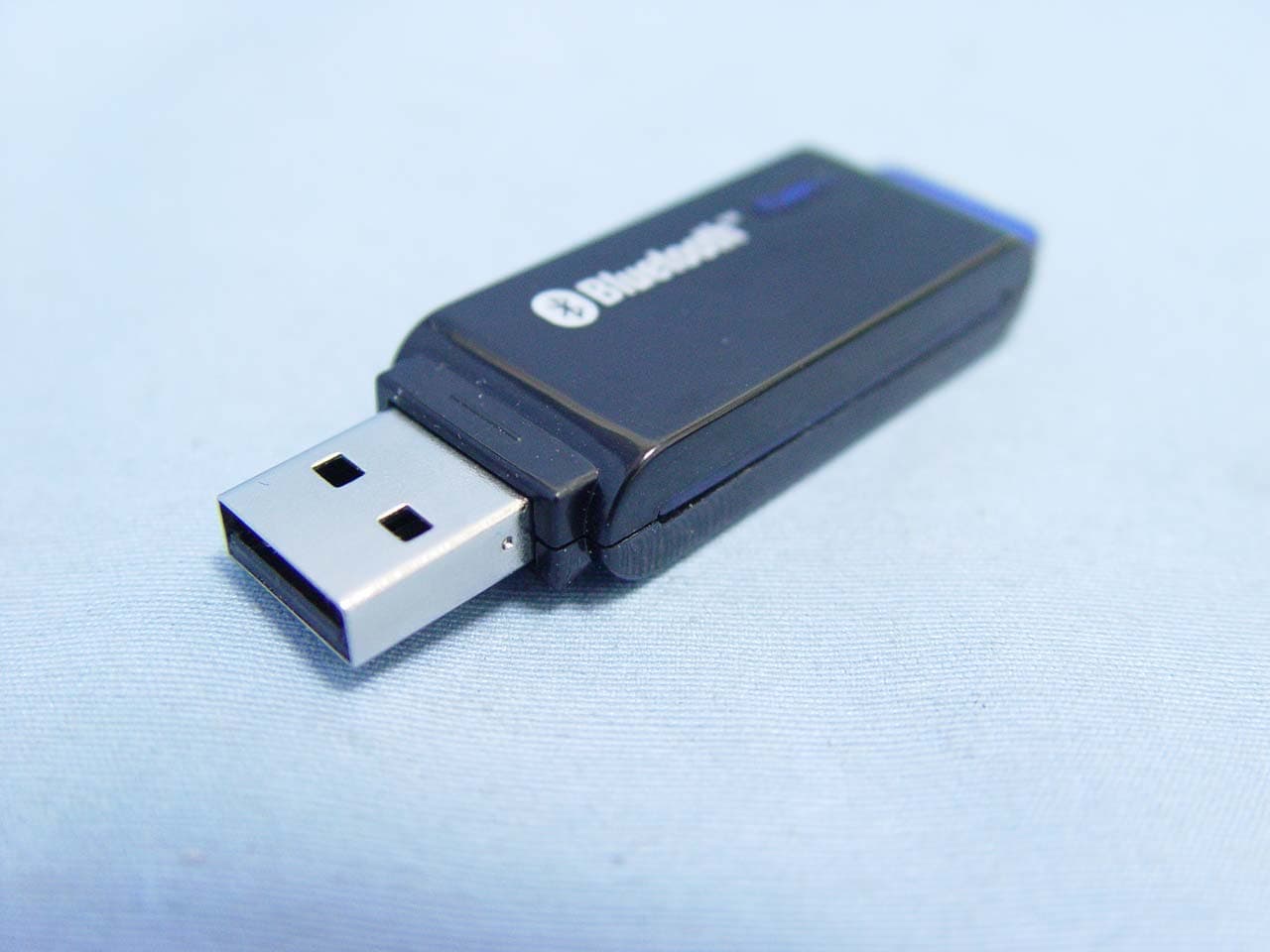 Bluetooth USB Dongle - FCC ID TBYHPTPS-BT01 - Hong Puu Technology Co., Ltd.