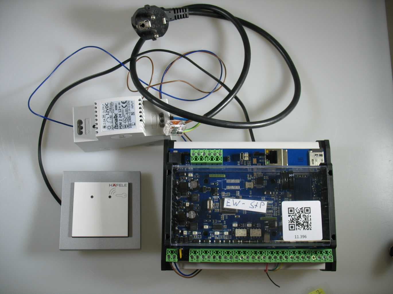 Wall Terminal - FCC ID TCN024 - Sphinx Electronics GmbH & Co.KG