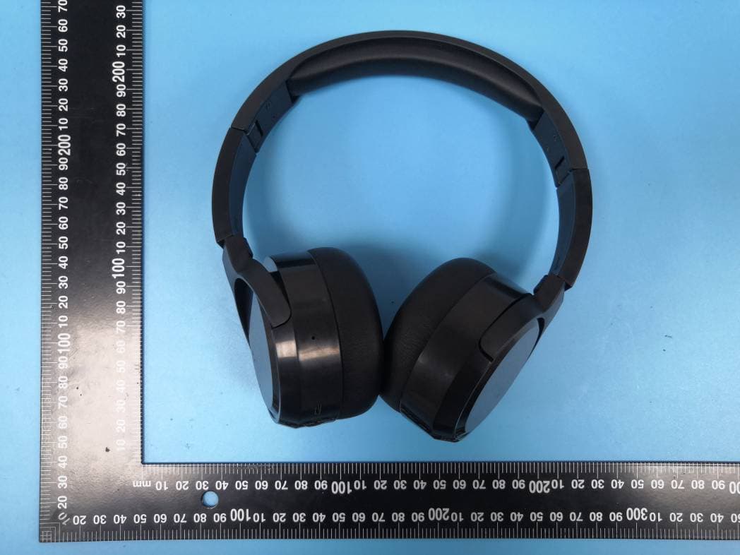Wireless Headphone - FCC ID TG3-HXHP110 - FKA Distributing Co., LLC