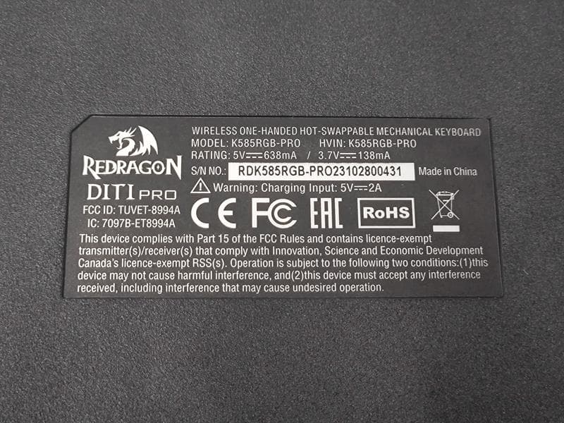 WIRELESS ONE-HANDED HOT-SWAPPABLE MECHANICAL KEYBOARD - FCC ID TUVET-8994A - Eastern Times Technology Co., Ltd.