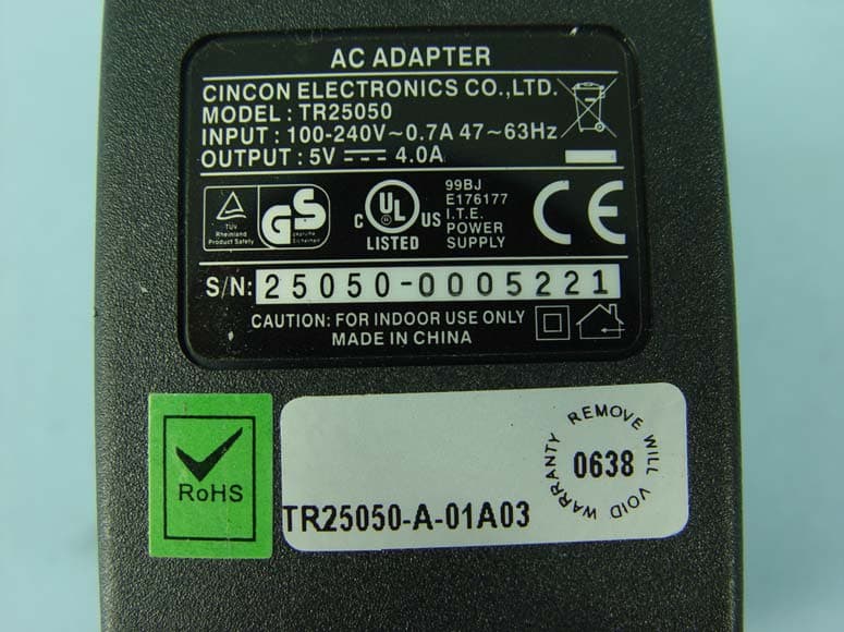 Wireless USB 4-Port Hub - FCC ID TZQWQ110HUB4 - WiQuest Communications Inc.
