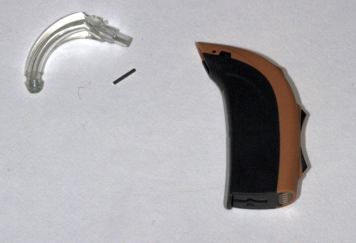 Hearing Aid (behind the ear) - FCC ID U6XF2BTE02 - Bernafon AG