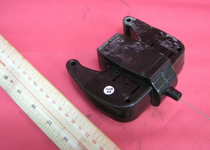Flashing Street Shark - FCC ID U7UHS-P3449 - Heng Sheng Universal Trading Ltd.