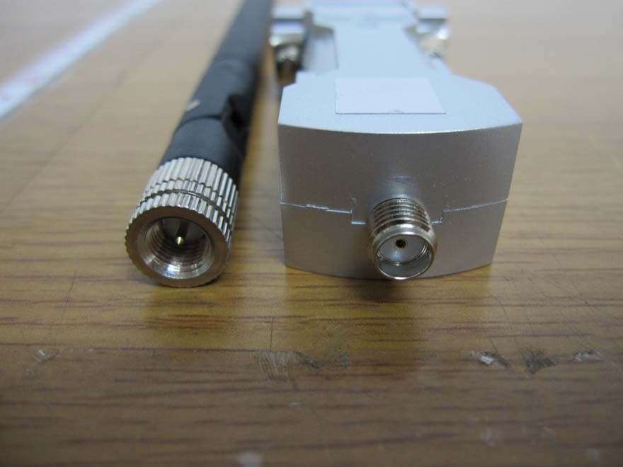ZIGBEE SERIAL ADAPTER - FCC ID U8D-FZ100BS - Firmtech co., Ltd