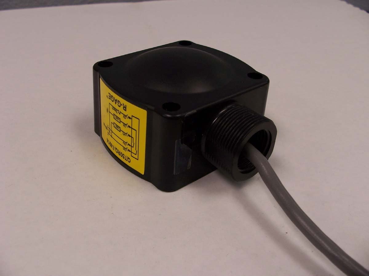 Field Disturbance Sensor - FCC ID UE3QT50RUS - Banner Engineering Corporation