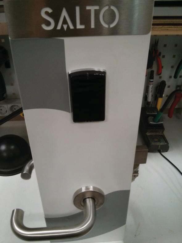 AELEMENT Lock- RFID Electronic Lock - FCC ID UKCAE9 - Salto Systems S.L