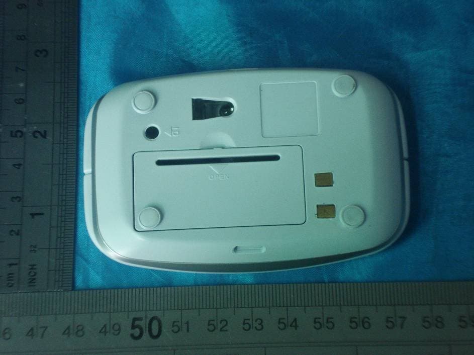 TRAVELER RECHARGEABLE WIRELESS MOUSE - FCC ID UKWMANOVA-209CH - MANOVA International Ltd.