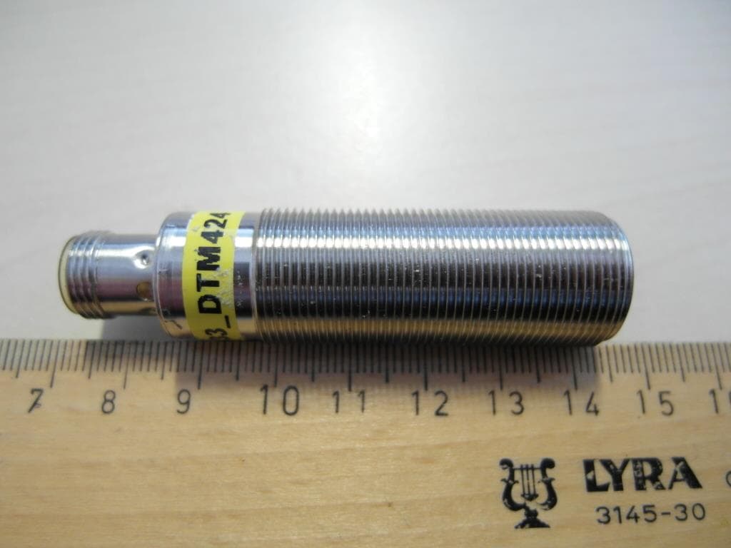 RFID read/write head - FCC ID UN6-DTMHFGB - ifm electronic gmbh