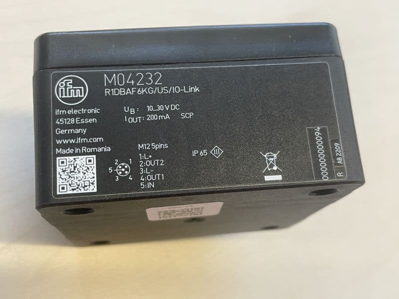 Distance Radar, 77 GHz - FCC ID UN6-R1D2 - ifm electronic gmbh
