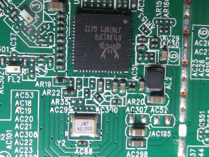 AC1200 Smart Dual-Band WiFi Router - FCC ID V7TAC7V3 - SHENZHEN TENDA TECHNOLOGY CO., LTD.