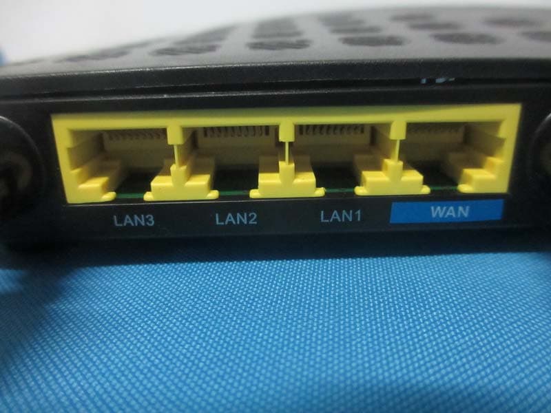 High Power Wireless AC1200 Dual-band Router - FCC ID V7TFH1202 - SHENZHEN TENDA TECHNOLOGY CO., LTD.