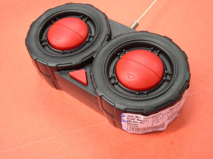 Trail MakerTM 4X4 R/C - 2 Asstd - FCC ID V9Q-37110F27 - Toy State International Ltd.